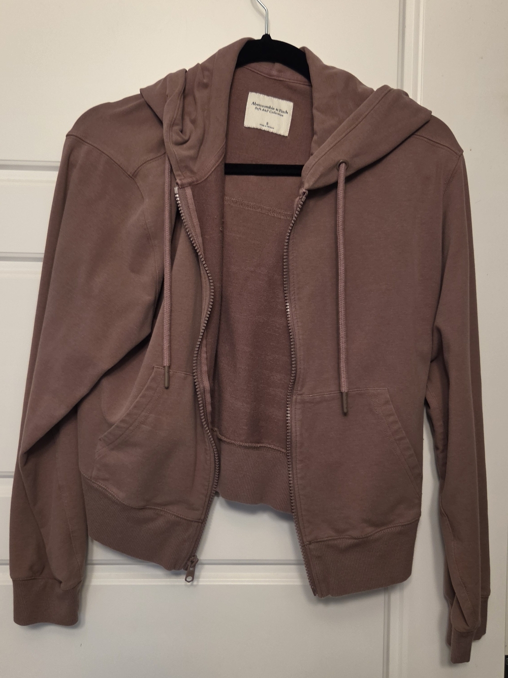 Abercrombie & Fitch Zip